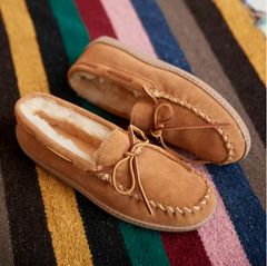 Minnetonka Sheepskin Hardsole Slipper - Natural