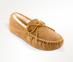 Minnetonka Sheepskin Softsole Slipper - Golden Tan