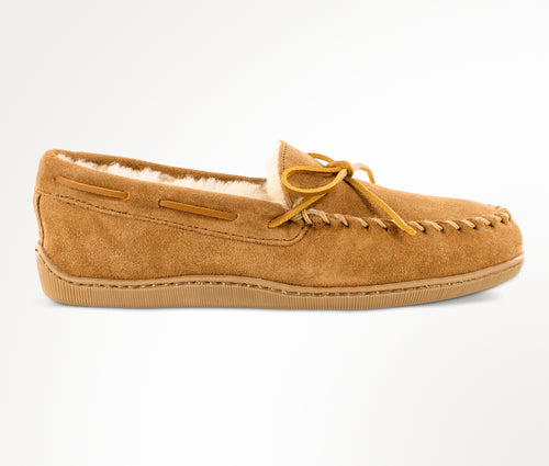 Minnetonka Sheepskin Hardsole Slipper - Natural