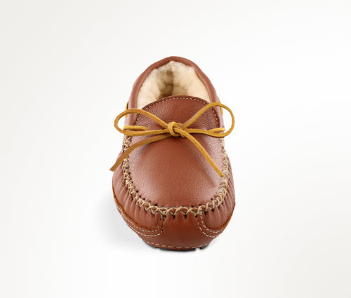 Minnetonka Sheepskin Moose Slipper - Caramel