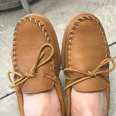 Minnetonka Moosehide Classic Moccasin - Natural