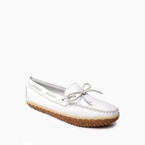 Minnetonka Women's Deerskin Tread - White