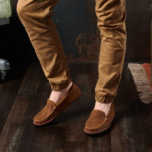 Minnetonka Men's Venetian Tread - Brown Ruff
