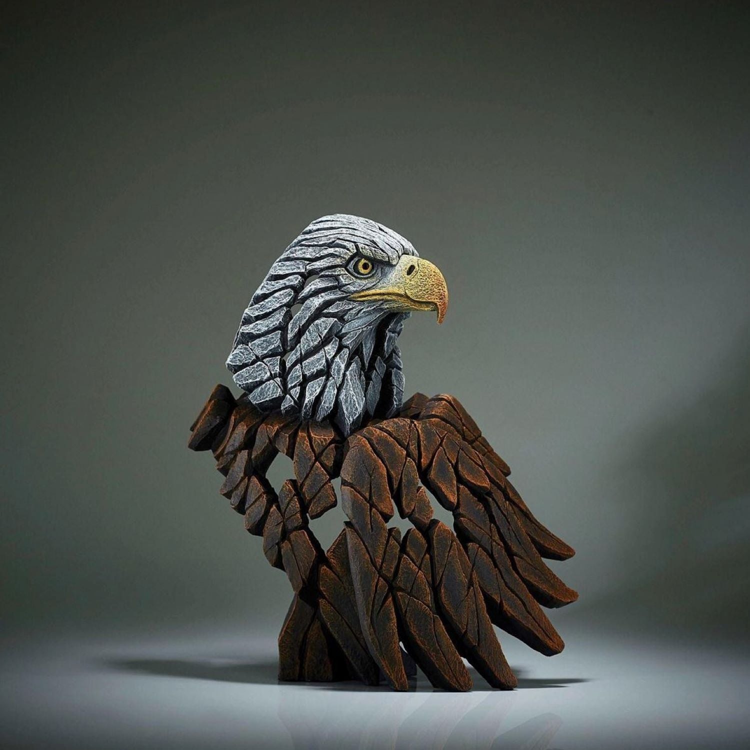 Bald Eagle Bust – The Covered Bridge and Leather Shop